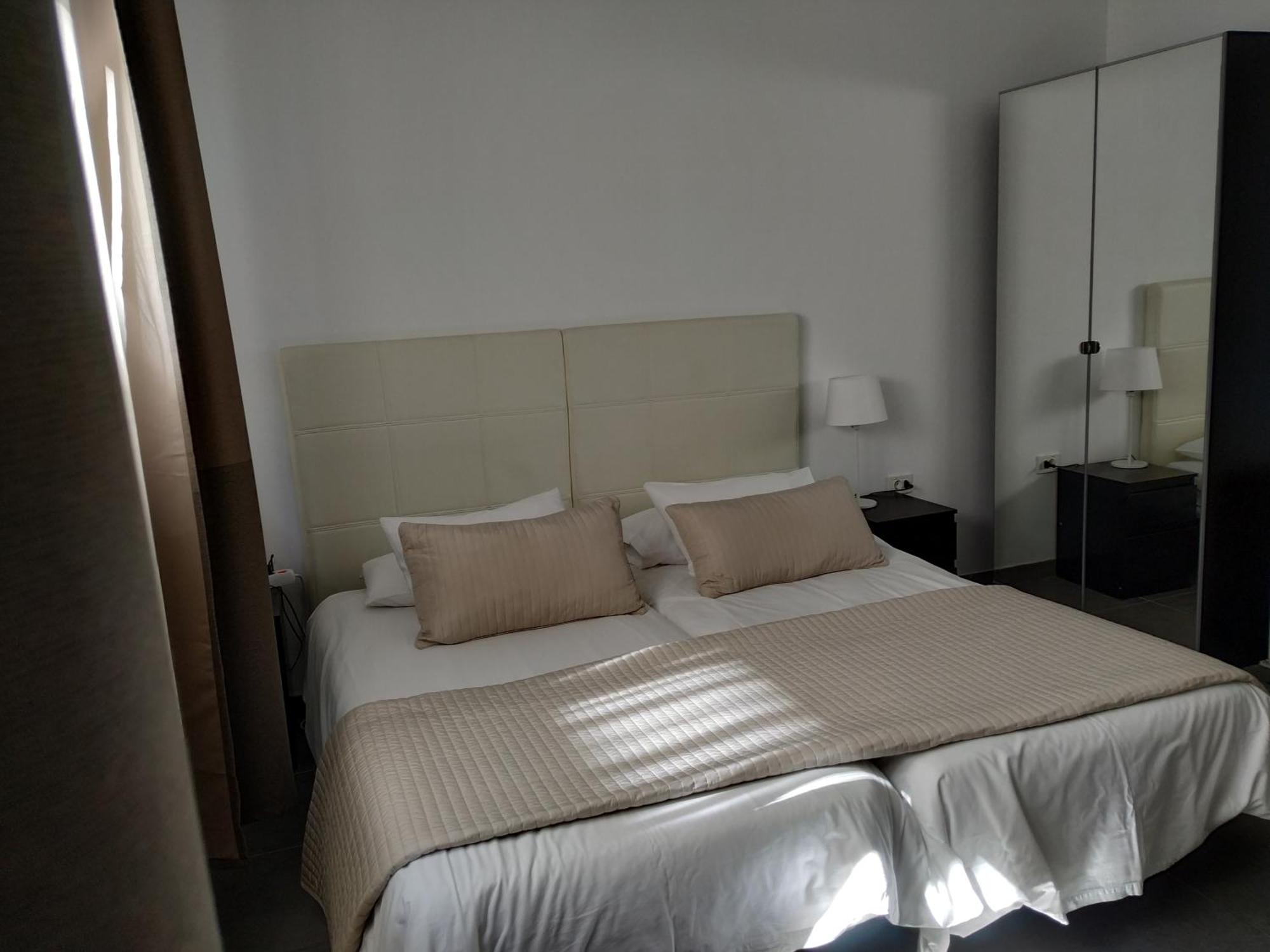 Apartamentos El Patio Los Llanos De Aridane Dış mekan fotoğraf